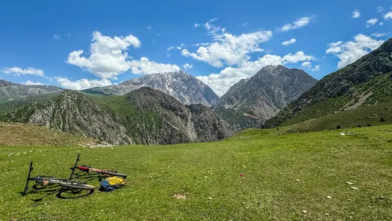 Hissor Mountains